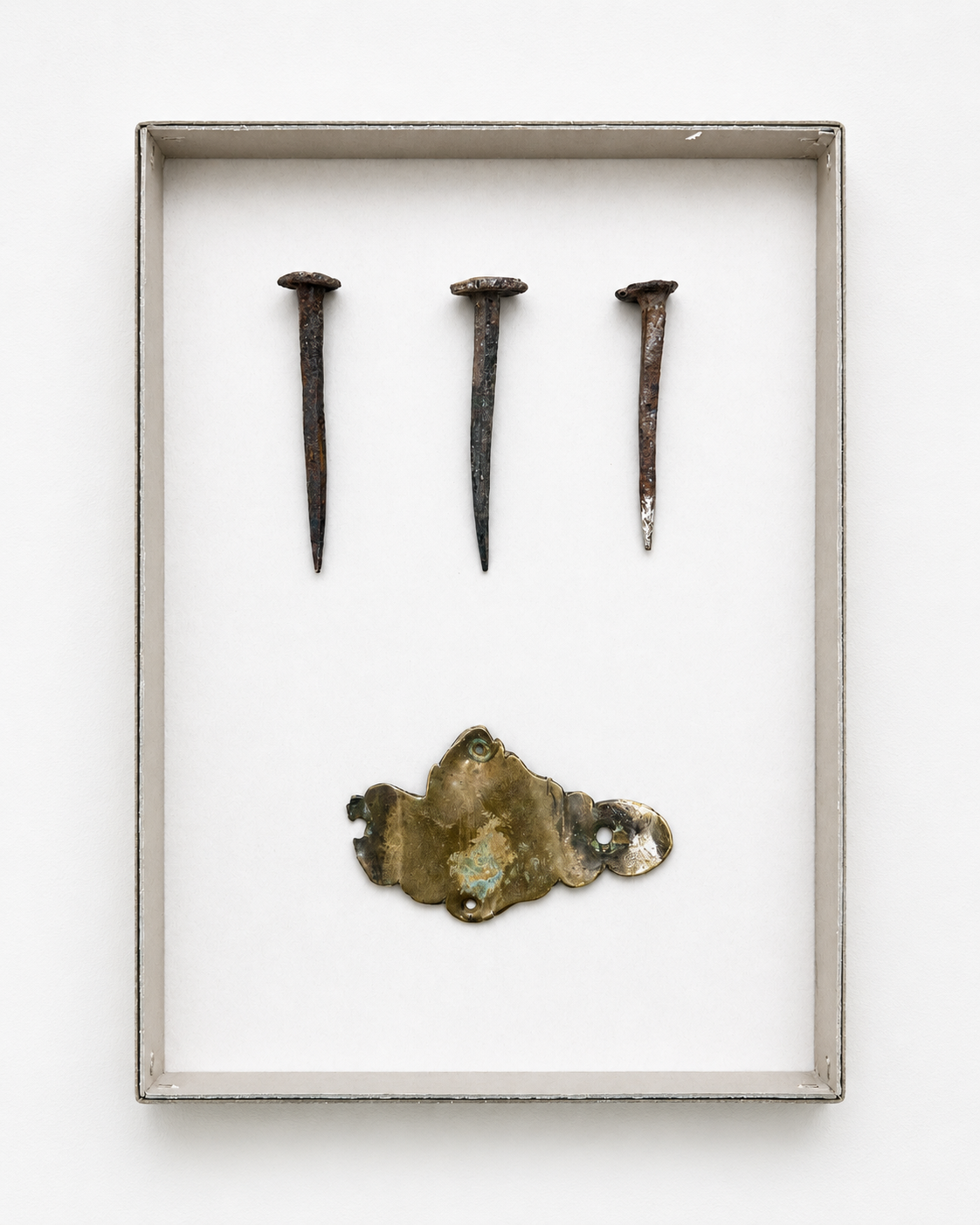Martin Kähler, (Bau)kasten 02, iron, brass, cardboard, 24x18,5x2 cm, 2026, price on request